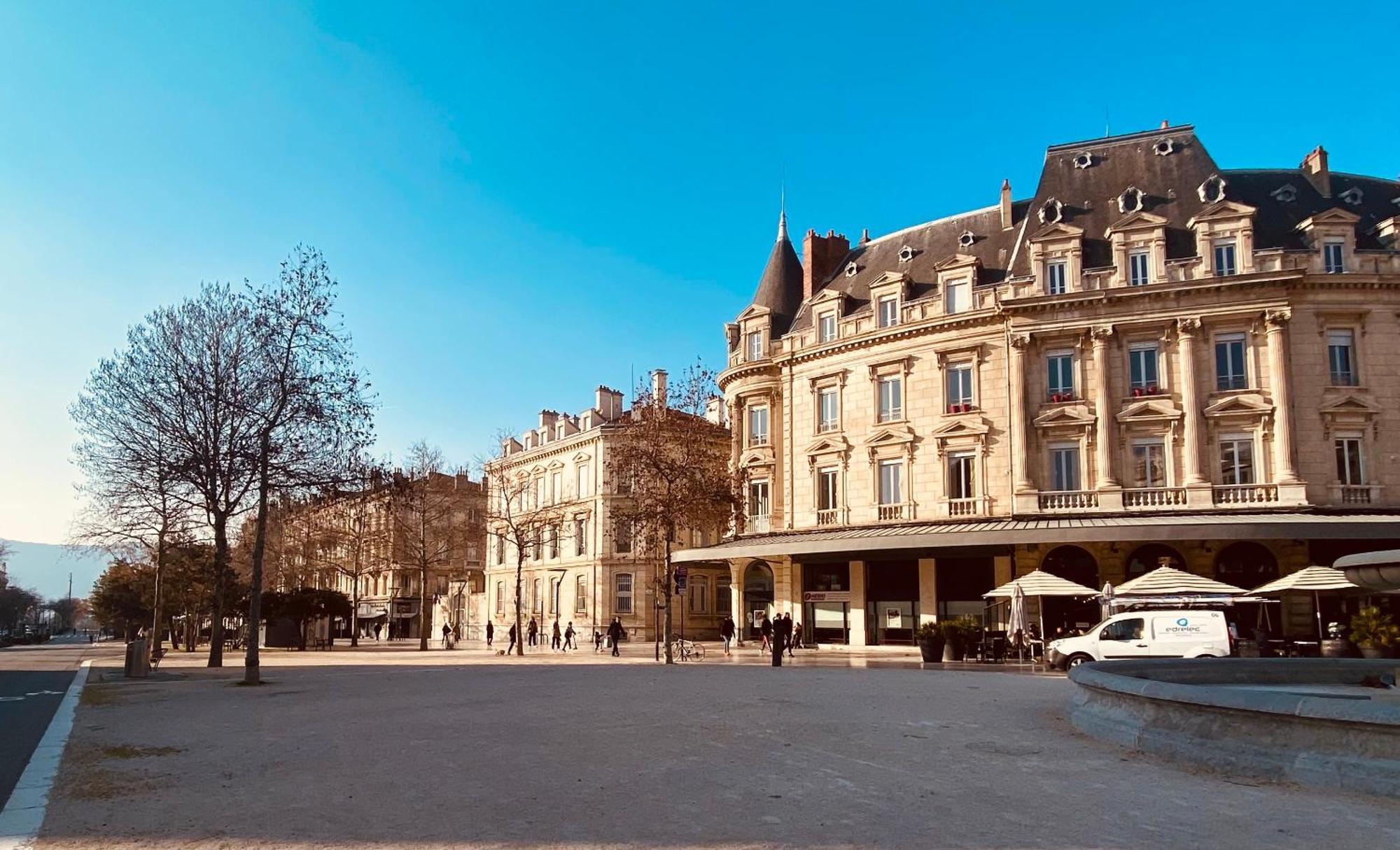 Appartement Centre Ville De Valence Face A La Gare Экстерьер фото